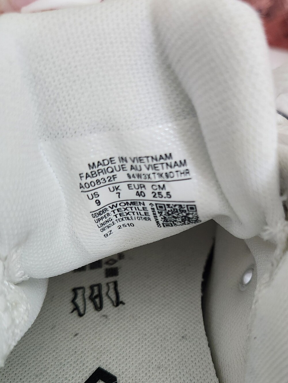 Converse Low Top Sneakers - White with Black Trim - Picture 3 of 5